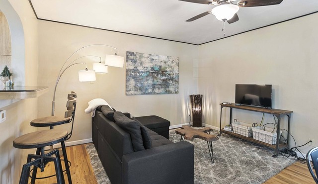 Cozy Montana Retreat w/Fire Pit & Mountain Views!