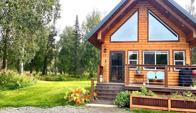 Cozy Mountain Hideaway Cabin