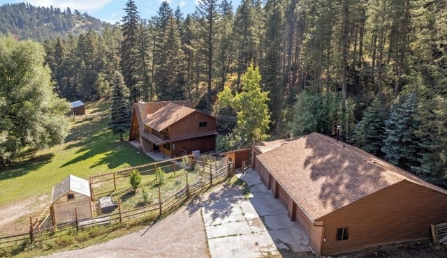Cozy Mountain Home Near Red Rocks + Game Room!