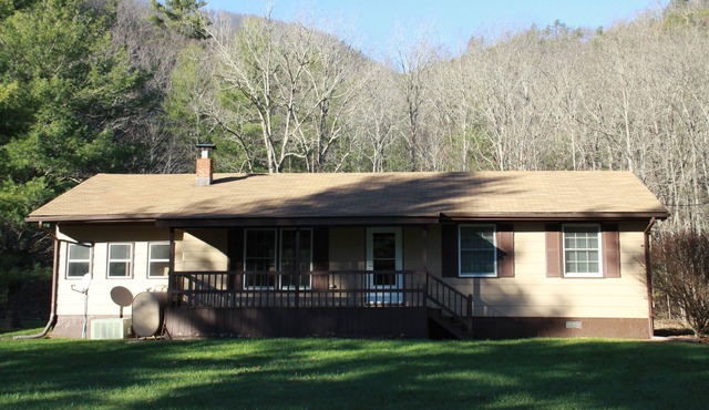 Cozy Mountain House Near VMI, W&L, And Horse Center
