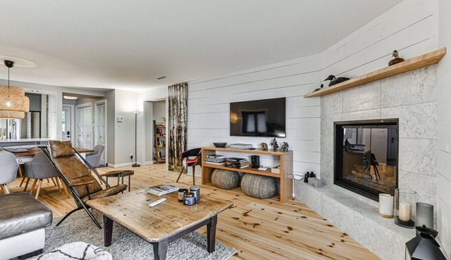 Cozy Mountain-Lake Condo w/Great Views