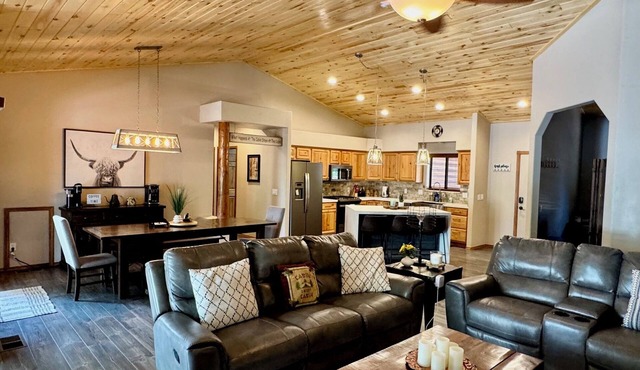 Cozy Mountain Retreat in Torreon.