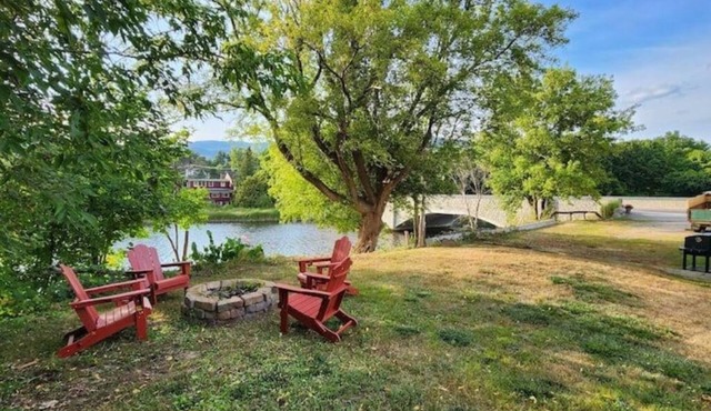 Cozy Mountain Stay Near Lake Placid