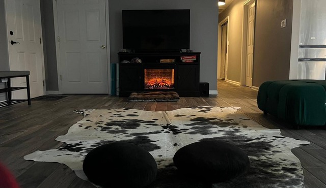 Cozy mountain top newly remodeled home.
