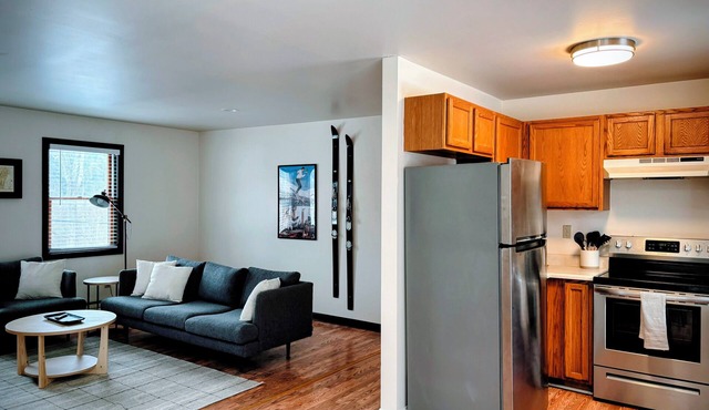 Cozy Mountain Town Apartment near Smugglers Notch