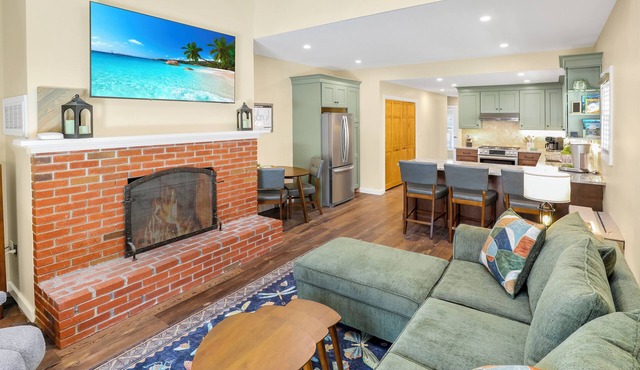 Cozy Mountain Townhome, Near Tenney Ski Area