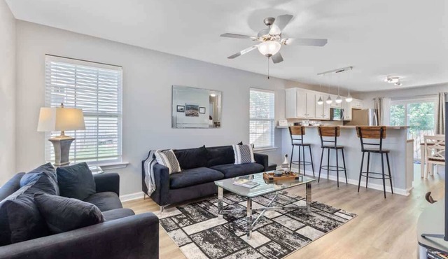 Cozy Murfreesboro Home