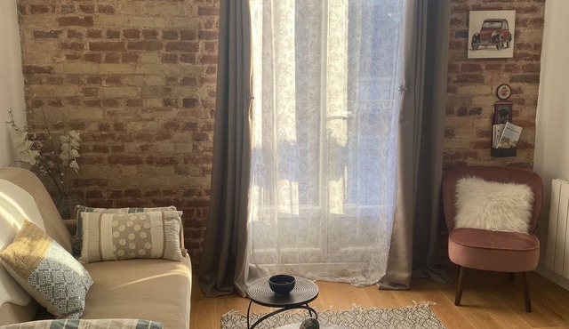 Cozy n'est near train station and beach