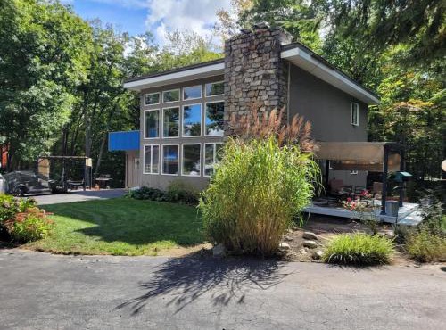 Cozy Naples Escape I Nestled in Lakes and Mountains