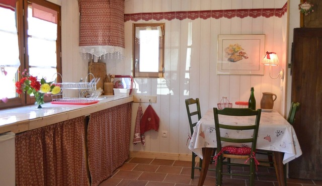 Cozy nest between sea and countryside