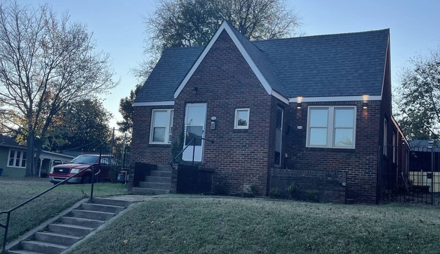 Cozy Nest in the heart of Cherry Street/Swan Lake