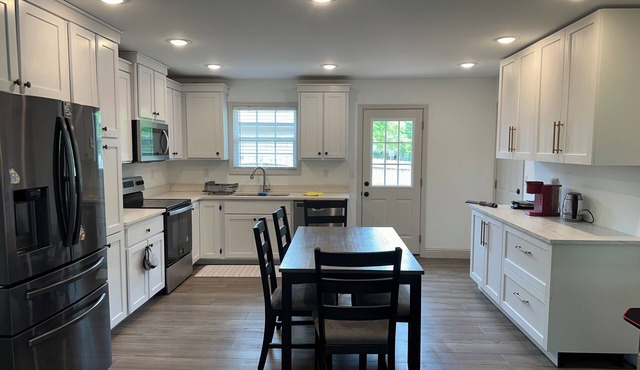 Cozy nest on Hummingbird