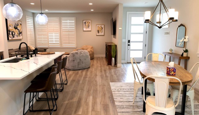 Cozy New Build Home in Aurora!