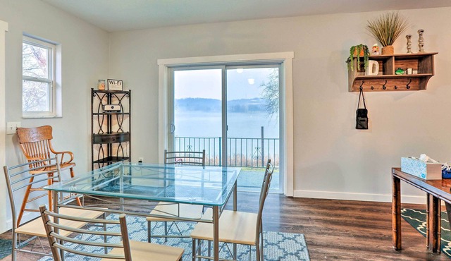 Cozy New Richmond Getaway on the Ohio River!