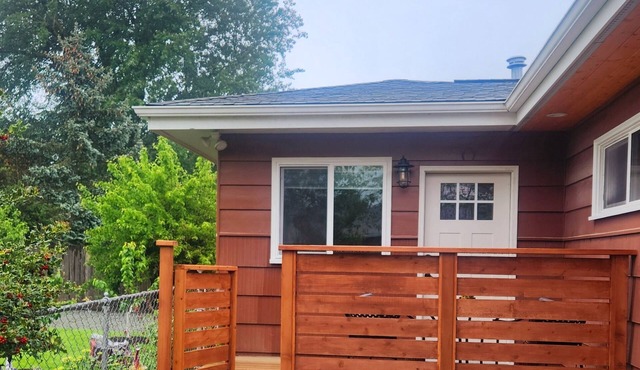 Cozy New Studio in charming Mount Vernon, Perfect for You and Your Pup