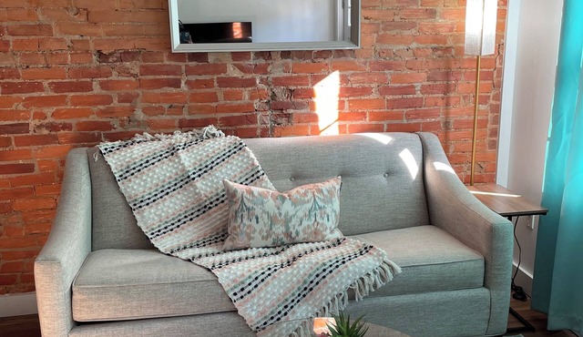 Cozy Newbold Home: Philly Oasis!