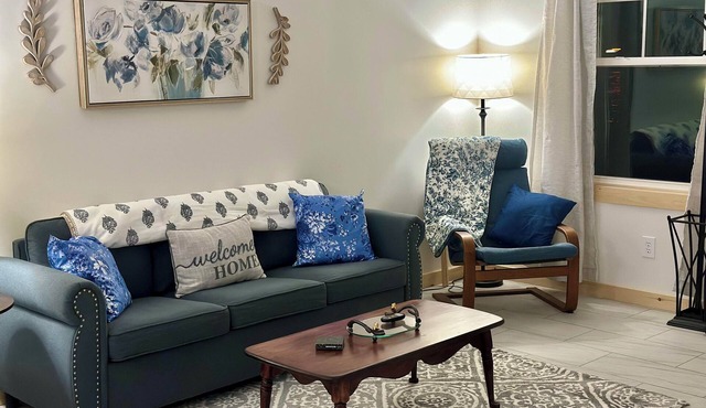 Cozy newly built 1-bedroom apartment in charming Smithfield