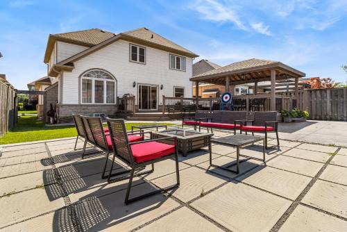 Cozy Niagara Retreat Near Wineries & Falls