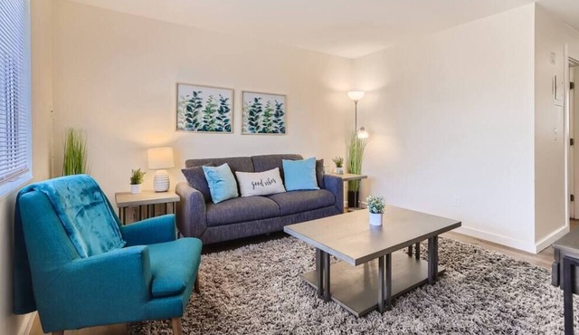 Cozy NoCo Getaway / Minutes from Downtown Loveland
