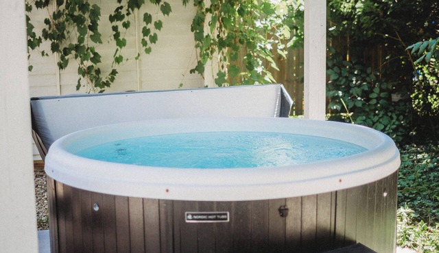 Cozy Nook by Lake MI&Dunes with Private Hot Tub!