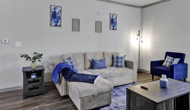 Cozy Oasis 1 Bedroom Gem: near Downton, UAB, and Samford University.