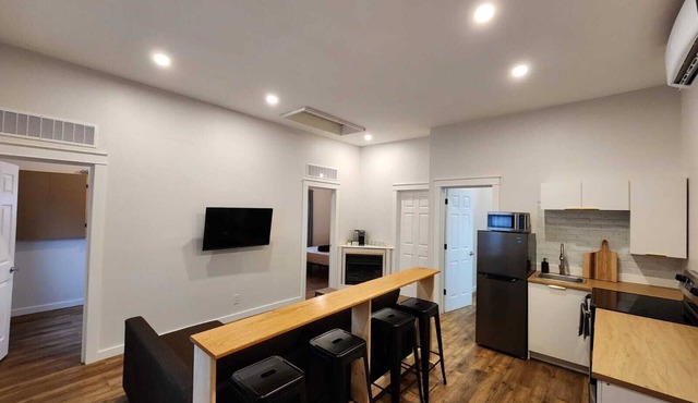 Cozy Oasis Guesthome in Belleville