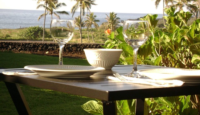 Cozy Ocean View Condo - Great Pool & Short Walk to Punalu'u Beach