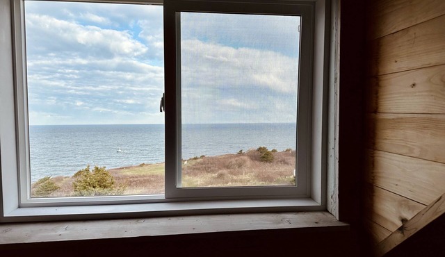 Cozy Oceanfront Cabot Trail Cottage w/Cape Breton's Best View