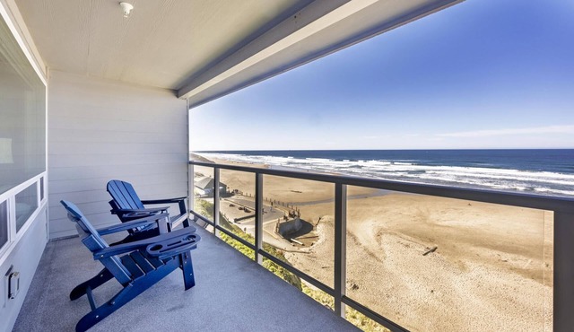 Cozy Oceanfront Condo Views, 2 Kings Bed, Lg Spa Tub, Romantic Nye Beach Getaway
