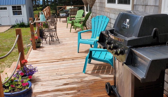 Cozy oceanfront suite with direct access to beautiful beach in PEI