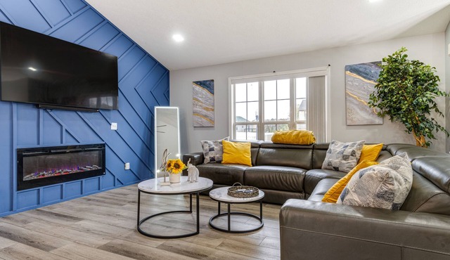 Cozy Ohio Home - Deck, Arcade Games & Near Golfing