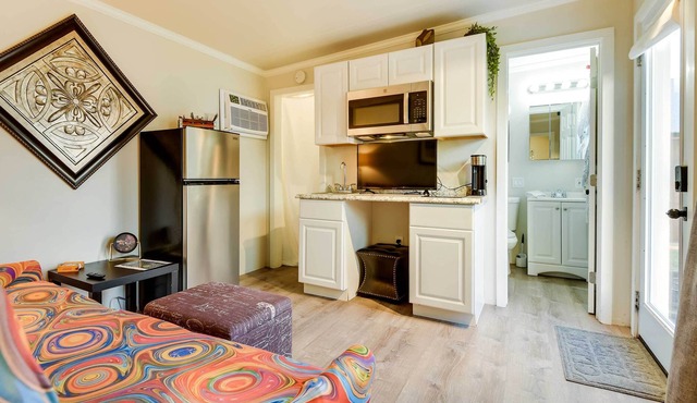 Cozy Oklahoma Cabin w/ Fire Pit, Bar & Gas Grill!