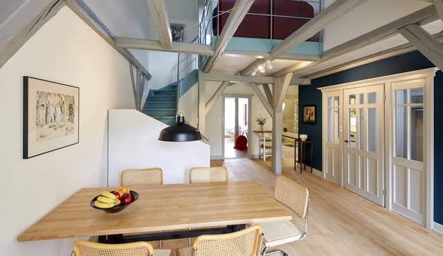 Cozy old town penthouse in the middle of the rose town of Bischofszell