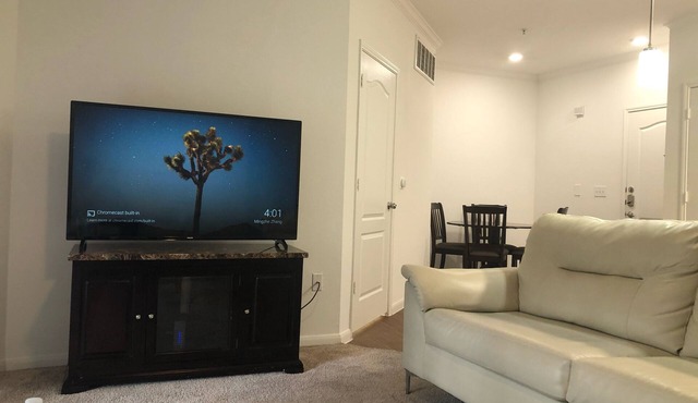 Cozy one bedroom + .Full bathroom + living & Dining area