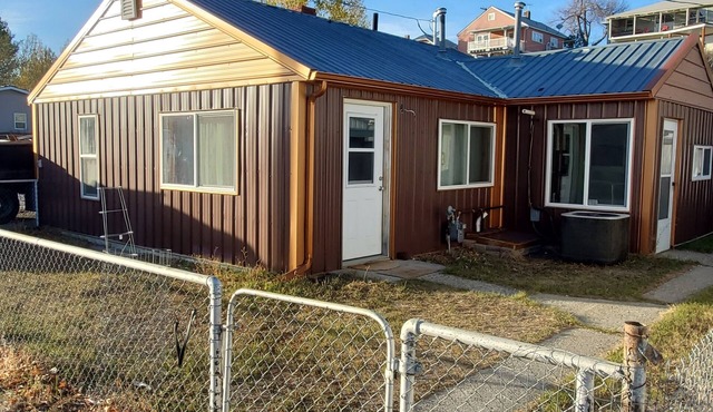 Cozy one bedroom, newly remodeled.