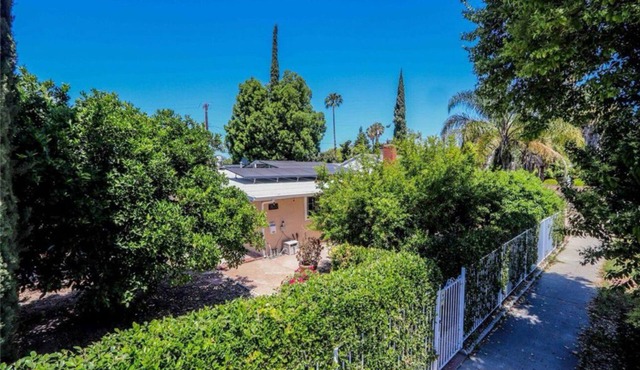 Cozy One bedroom/one bath in LA
