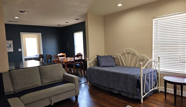 Cozy one-bedroom/one-bath apartment in Baytown TX