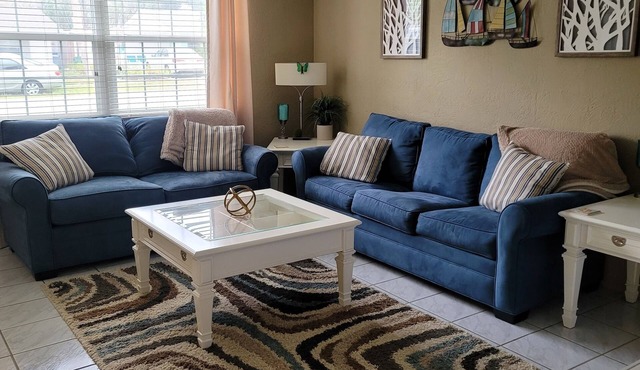 Cozy Ormond Bungalow