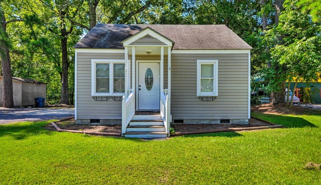Cozy Pantego Cottage ~ 5 Miles to Belhaven!