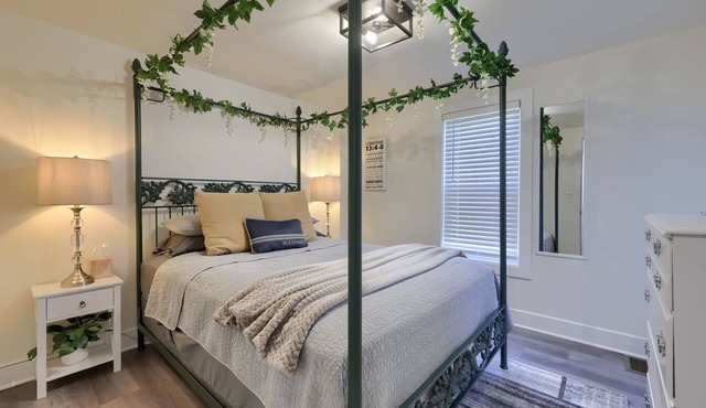 Cozy Parkesburg Townhome Retreat W/King Bed