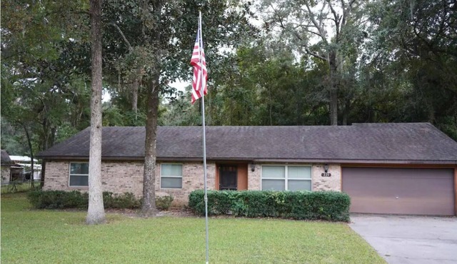 Cozy, Peaceful and Quiet Deerwood Cottage