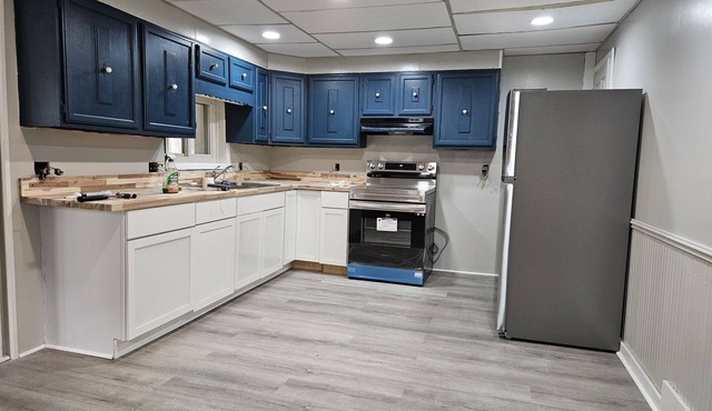 Cozy,peaceful home in the center of walmart,dollar general,hospital,domino's