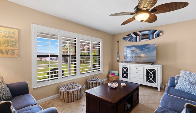 🏖️Cozy Pet-Friendly Beach Home | 3 Blocks to Beach | Pelican's Cove🏖️