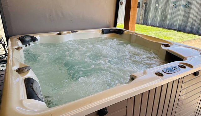 Cozy pet friendly house with a great outdoor space, and fully stocked kitchen.