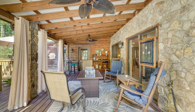 Cozy, Pet-Friendly Retreat in Hickory w/Fire Pit!