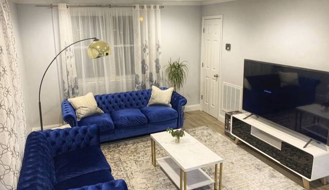 Cozy Phila Apartment ★ King+Full Bed ★ Free WiFi & Parking