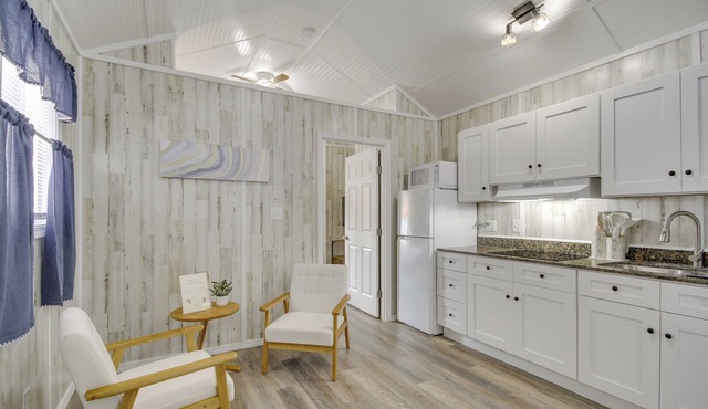 Cozy Picayune Rental Home ~ 11 Mi to Space Center!