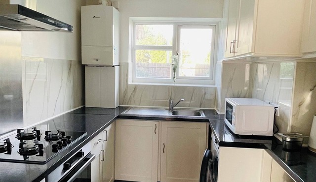 Cozy plaza accommodation.beautiful and spacious , good for long stay