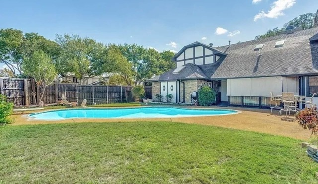 Cozy Pool Home Designed for Both Family Fun & Serenity