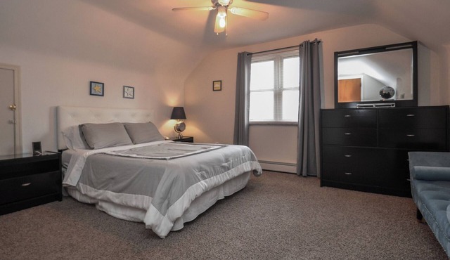 Cozy & private 1-bedroom place near Cincinnati/CVG airport w/parking